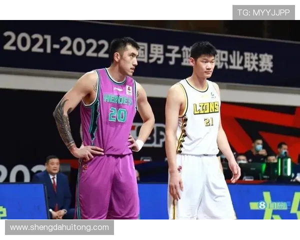 成都篮球队整体表现分析：压制对手与失误的双重考量