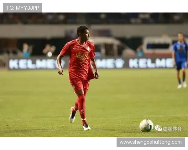 成都网球队崛起之路：从默默无闻到邀请赛的闪耀明星